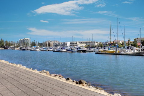 Bayswaterfront Apartments - Great Ocean Road Tourism 0