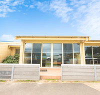 Bayview no 2 - Next to the Beach - Great Ocean Road Tourism