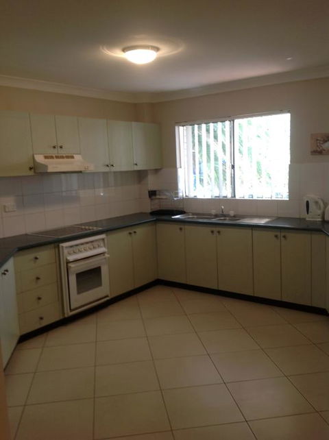 Bayview, Unit 6 - The Entrance, NSW - Great Ocean Road Tourism 3