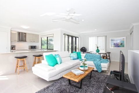 Beach Breeze Holiday House - Great Ocean Road Tourism 0
