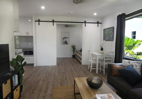 Beach Daze - Great Ocean Road Tourism 1