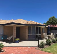 Beach House by the bay - Great Ocean Road Tourism