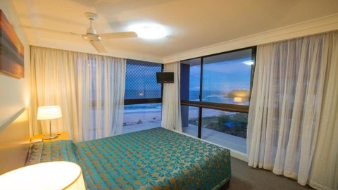Beach House Seaside Resort - Great Ocean Road Tourism 3