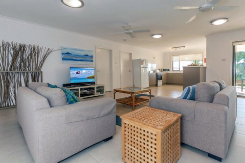 Beach House, Pacific Road, 1/20 - Great Ocean Road Tourism 1
