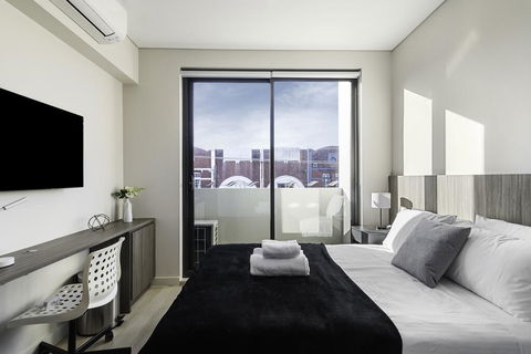 BEACH LOCATION STUDIO // CLOVELLY 5 - Great Ocean Road Tourism 2