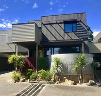 Beach Retreat Townhouse - Great Ocean Road Tourism