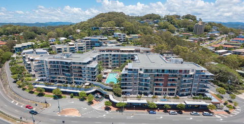 Beach Side Ocean Burleigh Heads 3 Bedroom Family Accomodation - Great Ocean Road Tourism 0