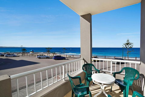Beachcomer, Unit 1 - The Entrance, NSW - Great Ocean Road Tourism 0