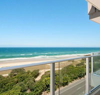 Beachfront Apt Main Beach - Great Ocean Road Tourism