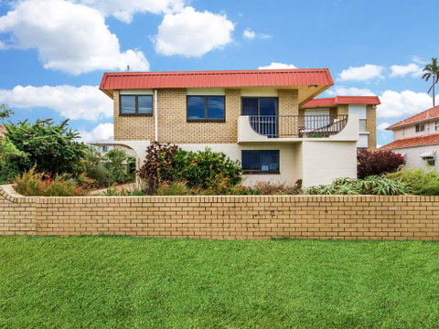 Beachfront Apt With Private Pool - Great Ocean Road Tourism 0