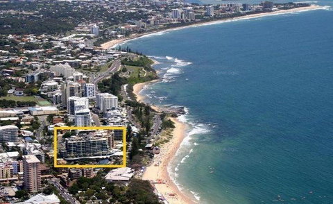 Beachfront Mooloolaba Apartment - Great Ocean Road Tourism 0