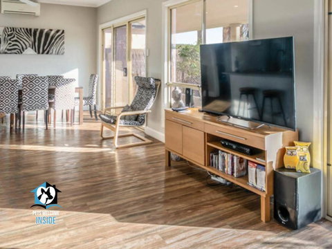 Renovated Beautiful Holiday Home With A Private Beach & Stunning Views! - Great Ocean Road Tourism 2