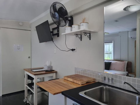 Redcliffe Homestay - Great Ocean Road Tourism 3