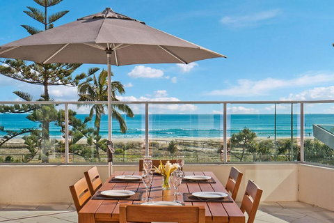 Reflections 202 - Great Ocean Road Tourism 1