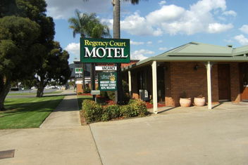 Regency Court Motel with Great Ocean Road Tourism