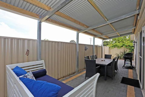 Relax At Falcon By The Bay - Great Ocean Road Tourism 3