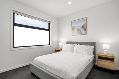 Relaxing Family Townhouse Near Melbournes CBD - Great Ocean Road Tourism 1