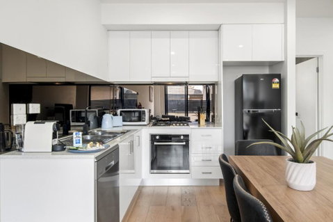 Relaxing Family Townhouse Near Melbournes CBD - Great Ocean Road Tourism 2