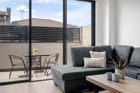 Relaxing Family Townhouse Near Melbournes CBD - Great Ocean Road Tourism 3