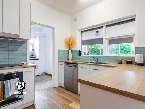 Renovated 3BR One Street To Beach - Great Ocean Road Tourism 3