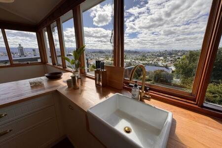 Renovated Cottage Near Cataract Gorge Launceston - Great Ocean Road Tourism 2