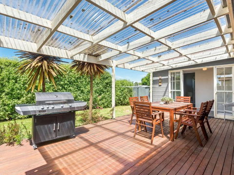 Resarf Retreat - Great Ocean Road Tourism 1