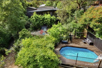 Resort-style 5 Bdrm Home W Pool, Spa & Billiards! with Great Ocean Road Tourism