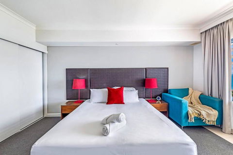 Resort Style Living In An Oceanview King Suite - Great Ocean Road Tourism 2
