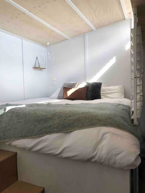ReThynk Unique Tiny Home East Jindabyne - Great Ocean Road Tourism 1