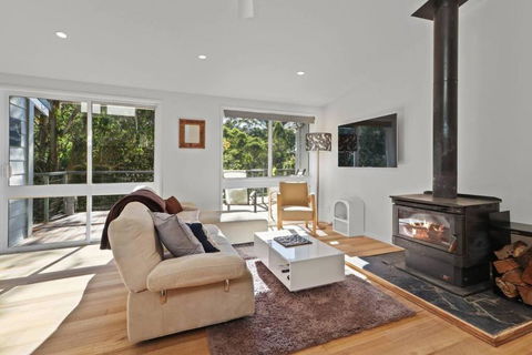 River Rest Merrijig Near Base Of Mount Buller - Great Ocean Road Tourism 3