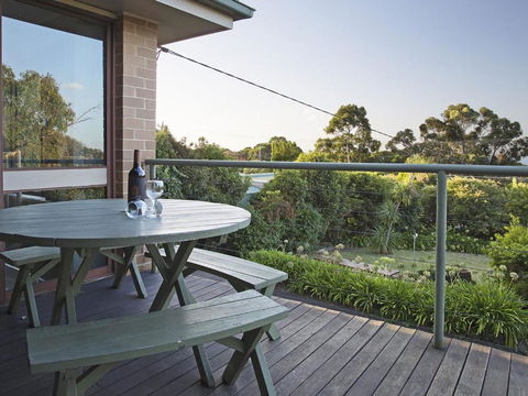 Roanjoka Dromana - Great Ocean Road Tourism 0