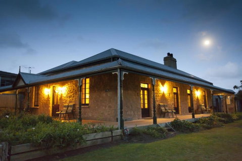 Robe House Heritage Accommodation - Great Ocean Road Tourism 0
