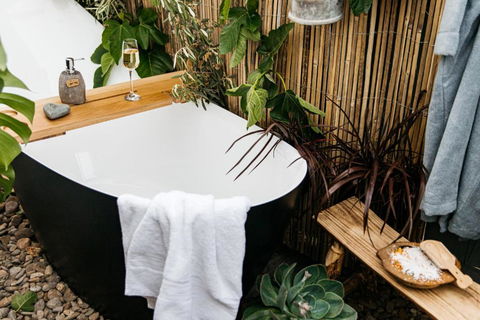 Romantic Retreat In Mornington Peninsula Heartland - Great Ocean Road Tourism 3