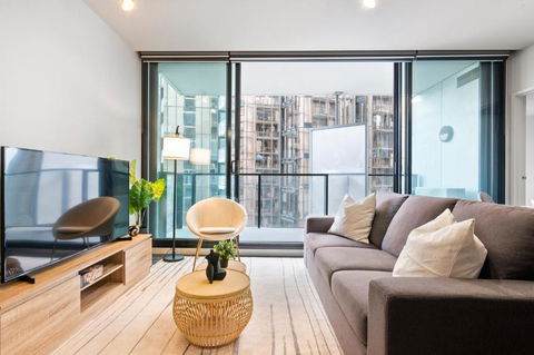 Rooftop Pool 2BR Apt At Marvel Stadium With Free Parking - Great Ocean Road Tourism 1