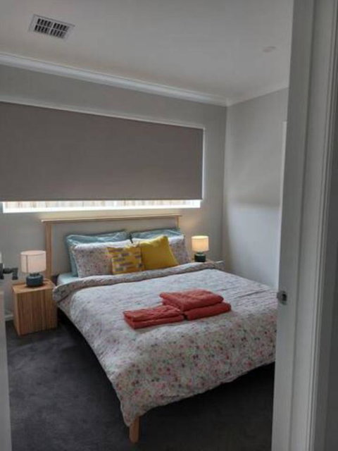 Room Stay- 25 Min To Melbourne Airport And Next To Hume Freeway - Great Ocean Road Tourism 2
