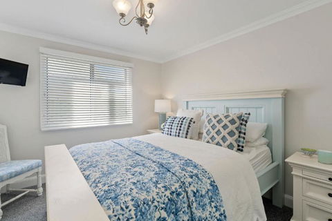 Rose Cottage 3B Hutchinson St Goolwa - Linen Included - Great Ocean Road Tourism 1