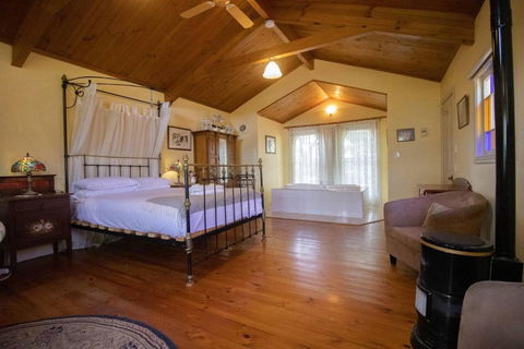 Rose Petal Cottage - Great Ocean Road Tourism 0
