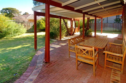 Rosewood Cottage - Great Ocean Road Tourism 0