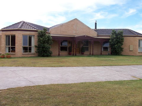 Roshnier Apartment - Great Ocean Road Tourism 0