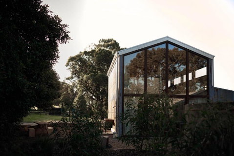 Ross Farm - Barn - Great Ocean Road Tourism 0