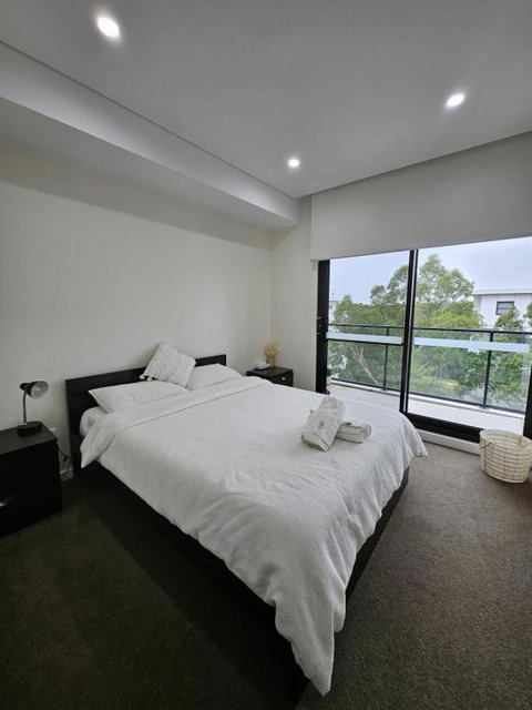 Rouse Hills TownCentre Luxury Accommodation - Great Ocean Road Tourism 0