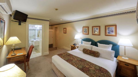 Royal Exchange Hotel - Great Ocean Road Tourism 2