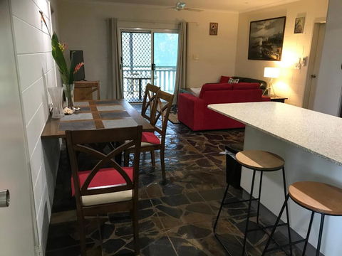 Royal Palm Cottage, Entire Two Bedroom 2 Bathroom House With Pool - Great Ocean Road Tourism 1