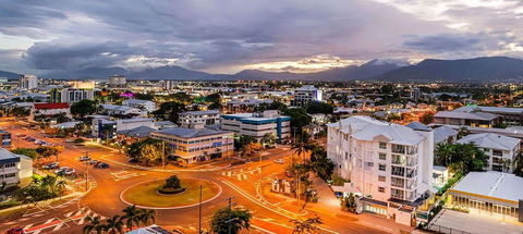 Rydges Esplanade Resort Cairns - Great Ocean Road Tourism 2