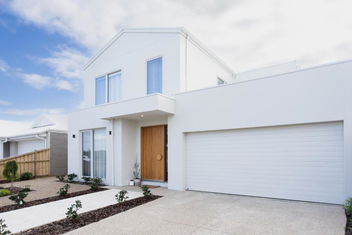 Saltwater Lux, 4 Bdrm, 3 Bath, Golf, Weddings, Beaches, Adventure Park with Great Ocean Road Tourism
