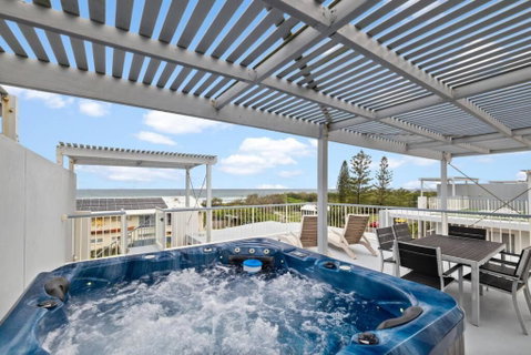 Salty Breeze - Rooftop Terrace & Jacuzzi - Great Ocean Road Tourism 0