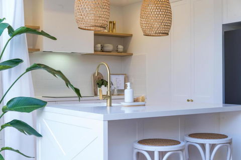 SALTY PALMS By The Sea - TWO - Great Ocean Road Tourism 2