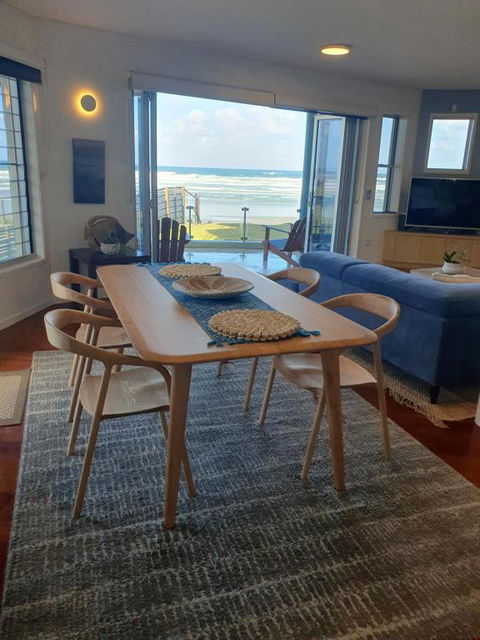 Sanbah-Surf, Views, Beach - Great Ocean Road Tourism 2