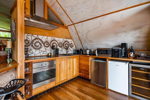 Sanctuary - Bruny Island - Great Ocean Road Tourism 1