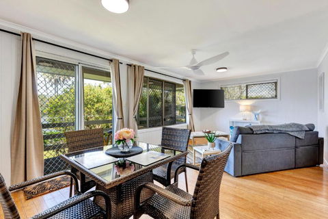 Sanctuary Lakes Fauna Retreat - Great Ocean Road Tourism 0